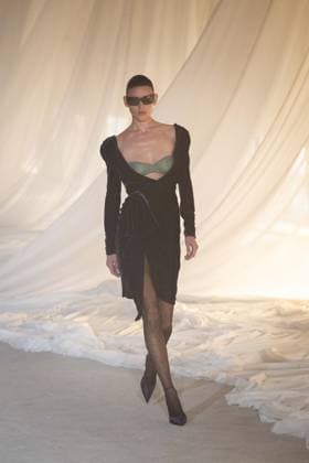 PFW - Balmain Runway A model walks the runway during the Balmain Womenswear Fall Winter 2026-2027 show as part of Paris Fashion Week on March 04, 2026 in Paris, France. Photo by Alexis Jumeau ABACAPRESS.COM Paris France  Copyright: xJumeauxAlexis ABACAx