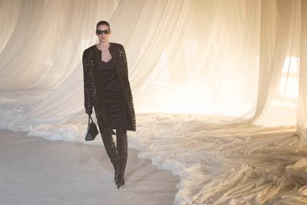 PFW - Balmain Runway A model walks the runway during the Balmain Womenswear Fall Winter 2026-2027 show as part of Paris Fashion Week on March 04, 2026 in Paris, France. Photo by Alexis Jumeau ABACAPRESS.COM Paris France  Copyright: xJumeauxAlexis ABACAx