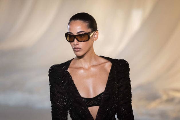 PFW - Balmain Runway A model walks the runway during the Balmain Womenswear Fall Winter 2026-2027 show as part of Paris Fashion Week on March 04, 2026 in Paris, France. Photo by Alexis Jumeau ABACAPRESS.COM Paris France  Copyright: xJumeauxAlexis ABACAx