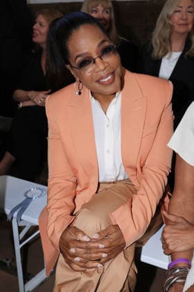PFW - Stella McCartney Front Row Oprah Winfrey on the front row of the Stella McCartney fashion show during Paris Fashion Week on March 4, 2026 in Paris, France. Photo by Jerome Domine ABACAPRESS.COM Paris France  Copyright: xDominexJerome ABACAx