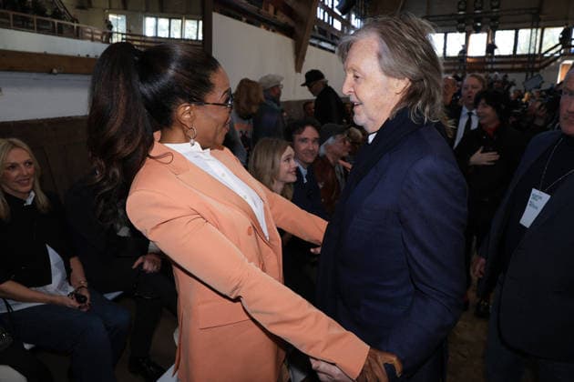 PFW - Stella McCartney Front Row Oprah Winfrey and Paul McCartney on the front row of the Stella McCartney fashion show during Paris Fashion Week on March 4, 2026 in Paris, France. Photo by Jerome Domine ABACAPRESS.COM Paris France  Copyright: xDominexJerome ABACAx