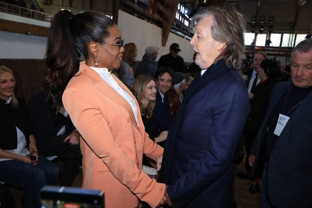 PFW - Stella McCartney Front Row Oprah Winfrey and Paul McCartney on the front row of the Stella McCartney fashion show during Paris Fashion Week on March 4, 2026 in Paris, France. Photo by Jerome Domine ABACAPRESS.COM Paris France  Copyright: xDominexJerome ABACAx