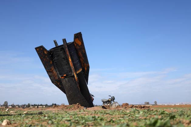 Qamishli Syria Iranian Missile A view of an Iranian missile after it fell near Qamishli International Airport, near the Turkish border in the Qamishli district of Hasakah, Syria, on March 4, 2026, amid the U.S.-Israeli conflict with Iran. Qamishli Al-Hasakah Syria Copyright: xAmjadxKurdox