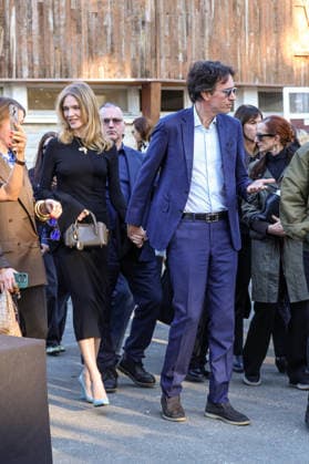 Antoine Arnault and his wife Natalia Vodianova exiting the Stella McCartney Womens Ready to Wear Fall Winter 2026 2027 show during Paris Fashion Week PFW at the Grand Manège Jean Caucanas, in Paris, France, on March 4th, 2026 Denis Guignebourg Bestimage Exits at the Stella McCartney Womens Ready to Wear Fall Winter 2026 2027 show during Paris Fashion Week PFW at the Grand Manège Jean Caucanas, in Paris, France, on March 4th, 2026 Paris France  Copyright: xDenisxGuignebourgx xBestimagexDenisxGuignebourgx xBestimagex