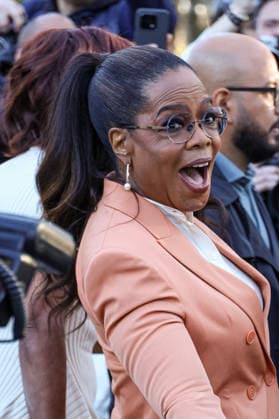 Oprah Winfrey exits at the Stella McCartney Womens Ready to Wear Fall Winter 2026 2027 show during Paris Fashion Week PFW at the Grand Manège Jean Caucanas, in Paris, France, on March 4th, 2026 Denis Guignebourg Bestimage Exits at the Stella McCartney Womens Ready to Wear Fall Winter 2026 2027 show during Paris Fashion Week PFW at the Grand Manège Jean Caucanas, in Paris, France, on March 4th, 2026 Paris France  Copyright: xDenisxGuignebourgx xBestimagexDenisxGuignebourgx xBestimagex