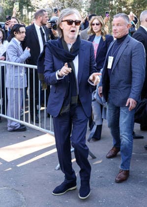 Paul McCartney arrivals at the Stella McCartney Womens Ready to Wear Fall Winter 2026 2027 show during Paris Fashion Week PFW at the Grand Manège Jean Caucanas, in Paris, France, on March 4, 2026 Denis Guignebourg Bestimage Arrivals at the Stella McCartney Womens Ready to Wear Fall Winter 2026 2027 show during Paris Fashion Week PFW at the Grand Manège Jean Caucanas, in Paris, France, on March 4, 2026 Paris France  Copyright: xDenisxGuignebourgx xBestimagexDenisxGuignebourgx xBestimagex