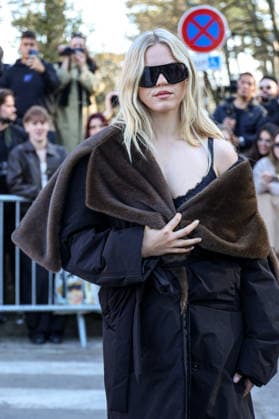 Reneé Rapp at the Arrivals at the Stella McCartney Womens Ready to Wear Fall Winter 2026 2027 show during Paris Fashion Week PFW at the Grand Manège Jean Caucanas, in Paris, France, on March 4, 2026 Denis Guignebourg Bestimage Arrivals at the Stella McCartney Womens Ready to Wear Fall Winter 2026 2027 show during Paris Fashion Week PFW at the Grand Manège Jean Caucanas, in Paris, France, on March 4, 2026 Paris France  Copyright: xDenisxGuignebourgx xBestimagexDenisxGuignebourgx xBestimagex