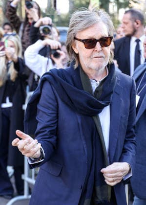 Paul McCartney arrivals at the Stella McCartney Womens Ready to Wear Fall Winter 2026 2027 show during Paris Fashion Week PFW at the Grand Manège Jean Caucanas, in Paris, France, on March 4, 2026 Denis Guignebourg Bestimage Arrivals at the Stella McCartney Womens Ready to Wear Fall Winter 2026 2027 show during Paris Fashion Week PFW at the Grand Manège Jean Caucanas, in Paris, France, on March 4, 2026 Paris France  Copyright: xDenisxGuignebourgx xBestimagexDenisxGuignebourgx xBestimagex