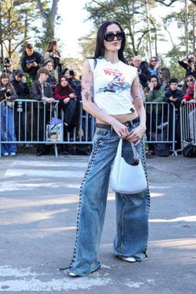 Guest at Arrivals at the Stella McCartney Womens Ready to Wear Fall Winter 2026 2027 show during Paris Fashion Week PFW at the Grand Manège Jean Caucanas, in Paris, France, on March 4, 2026 Denis Guignebourg Bestimage Arrivals at the Stella McCartney Womens Ready to Wear Fall Winter 2026 2027 show during Paris Fashion Week PFW at the Grand Manège Jean Caucanas, in Paris, France, on March 4, 2026 Paris France  Copyright: xDenisxGuignebourgx xBestimagexDenisxGuignebourgx xBestimagex
