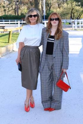 Jerome Domine - PFW - Stella McCartney Photocall - Bela Helen Hunt and her daughter Makena Lei pictured at photocall of the Stella McCartney fashion show during Paris Fashion Week on March 4, 2026 in Paris, France. Photo by Jerome Domine ABACAPRESS.COM Paris France  Copyright: xDominexJerome ABACAx