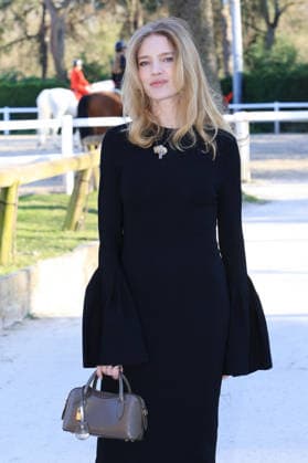 Jerome Domine - PFW - Stella McCartney Photocall - Bela Natalia Vodianova pictured at photocall of the Stella McCartney fashion show during Paris Fashion Week on March 4, 2026 in Paris, France. Photo by Jerome Domine ABACAPRESS.COM Paris France  Copyright: xDominexJerome ABACAx