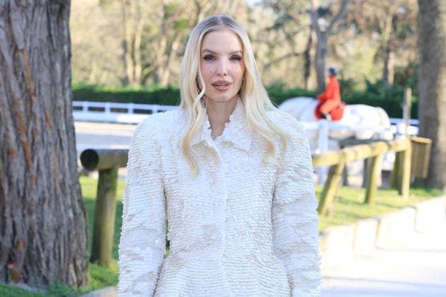 Jerome Domine - PFW - Stella McCartney Photocall - Bela Leonie Hanne pictured at photocall of the Stella McCartney fashion show during Paris Fashion Week on March 4, 2026 in Paris, France. Photo by Jerome Domine ABACAPRESS.COM Paris France  Copyright: xDominexJerome ABACAx