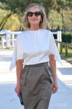PFW Stella McCartney Photocall Helene Hunt attending a photocall at the Stella McCartney show during Fashion Week in Paris, France on March 4, 2026. Photo by Julien Reynaud APS-Medias ABACAPRESS.COM Paris France  Copyright: xReynaudxJulien APS-Medias ABACAx