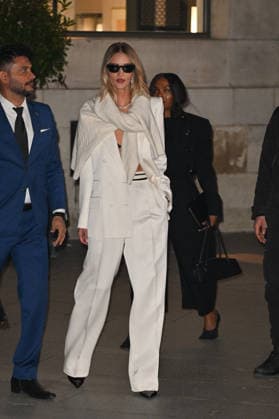 PFW Tom Ford Outside Arrivals Rosie Huntington Whiteley arriving at the Tom Ford show during Fashion Week in Paris, France on March 4, 2026. Photo by Julien Reynaud APS-Medias ABACAPRESS.COM Paris France  Copyright: xReynaudxJulien APS-Medias ABACAx