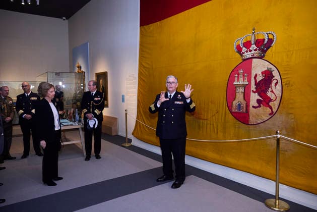 March 4, 2026, Madrid, Madrid, Spain: QUEEN SOFIA visits the exhibition The flag that came from the sea. The colours that identify us Madrid Spain - ZUMAc260 20260304_zep_c260_007 Copyright: xMikexChicorrox