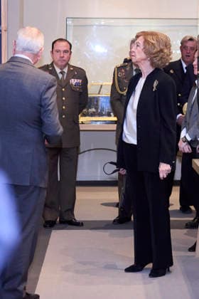 March 4, 2026, Madrid, Madrid, Spain: QUEEN SOFIA visits the exhibition The flag that came from the sea. The colours that identify us Madrid Spain - ZUMAc260 20260304_zep_c260_018 Copyright: xMikexChicorrox