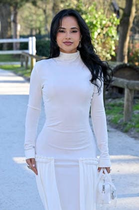 PFW Stella McCartney Photocall Becky G attending a photocall at the Stella McCartney show during Fashion Week in Paris, France on March 4, 2026. Photo by Julien Reynaud APS-Medias ABACAPRESS.COM Paris France  Copyright: xReynaudxJulien APS-Medias ABACAx