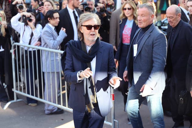 Paul McCartney seen outside Stella McCartney s Fashion Show during Paris Fashion Week - Womenswear Fall Winter 2026 2027 Paul McCartney seen outside Stella McCartney s Fashion Show during Paris Fashion Week - Womenswear Fall Winter 2026 2027 in Paris on March 4, 2026.  Copyright: xBertrandxVanierx
