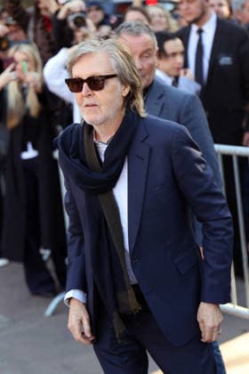 Paul McCartney seen outside Stella McCartney s Fashion Show during Paris Fashion Week - Womenswear Fall Winter 2026 2027 Paul McCartney seen outside Stella McCartney s Fashion Show during Paris Fashion Week - Womenswear Fall Winter 2026 2027 in Paris on March 4, 2026.  Copyright: xBertrandxVanierx