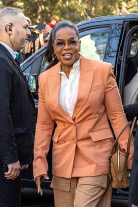 PFW Stella McCartney Outside Arrivals NB Oprah Winfrey arrived at the Stella McCartney Womenswear Fall Winter 2026-2027 show as part of Paris Fashion Week on March 04, 2026 in Paris, France. Photo by Nasser Berzane ABACAPRESS.COM Paris France  Copyright: xBerzanexNasser ABACAx