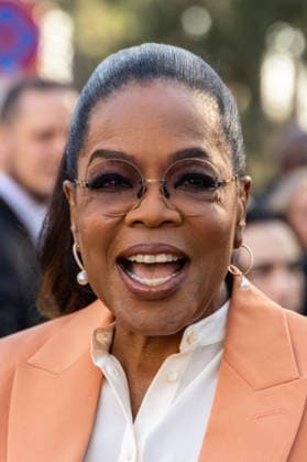 PFW Stella McCartney Outside Arrivals NB Oprah Winfrey arrived at the Stella McCartney Womenswear Fall Winter 2026-2027 show as part of Paris Fashion Week on March 04, 2026 in Paris, France. Photo by Nasser Berzane ABACAPRESS.COM Paris France  Copyright: xBerzanexNasser ABACAx