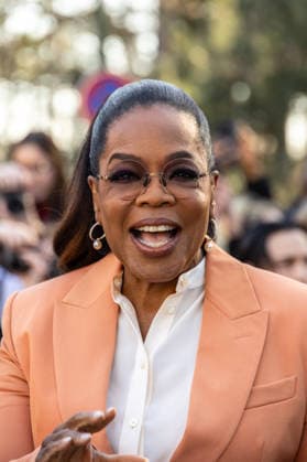 PFW Stella McCartney Outside Arrivals NB Oprah Winfrey arrived at the Stella McCartney Womenswear Fall Winter 2026-2027 show as part of Paris Fashion Week on March 04, 2026 in Paris, France. Photo by Nasser Berzane ABACAPRESS.COM Paris France  Copyright: xBerzanexNasser ABACAx