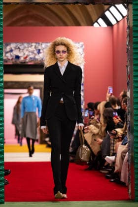 PFW - Acne Studios Runway AJ A model presents a creation for Acne Studios for the Women s Ready to Wear Fall Winter 2026-2027 collection fashion show as part of the Paris Women Fashion Week (PFW), in Paris, on March 4, 2026. Photo by Alexis Jumeau ABACAPRESS.COM Paris France  Copyright: xJumeauxAlexis ABACAx