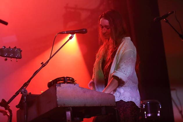 Christina Lacy from the band The Paper Kites at a concert at Metropol in Berlin, March 4, 2026 The Paper Kites concert Berlin