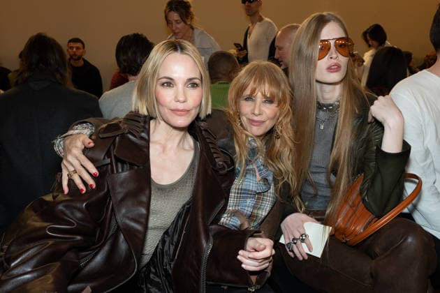 PFW - Acne Studios Front Row Leslie Bibb, Rosanna Arquette and Vivian Wilson attend the Acne Studios WI26 Show as part of Paris Fashion Week on March 04, 2026 in Paris, France. Photo by Laurent Zabulon ABACAPRESS.COM Paris France  Copyright: xZabulonxLaurent ABACAx
