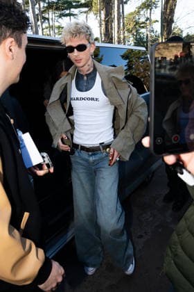 PFW - Stella McCartney Arrivals Machine Gun Kelly attends the Stella McCartney WI26 Show as part of Paris Fashion Week on March 04, 2026 in Paris, France. Photo by Laurent Zabulon ABACAPRESS.COM Paris France  Copyright: xZabulonxLaurent ABACAx