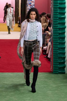 Paris Fashion Week - Women F W 26-27 Acne Studios Fashion Show Catwalk Paris, France Jennifer Matias Paris Fashion Week - Women F W 26-27 Acne Studios Fashion Show Catwalk Paris, France 4th March 2026 SGPItalia id 134576_001 * Not Exclusive  Copyright: xLorenzoxCremonax
