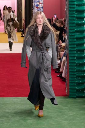 Paris Fashion Week - Women F W 26-27 Acne Studios Fashion Show Catwalk Paris, France Paris Fashion Week - Women F W 26-27 Acne Studios Fashion Show Catwalk Paris, France 4th March 2026 SGPItalia id 134576_001 * Not Exclusive  Copyright: xLorenzoxCremonax