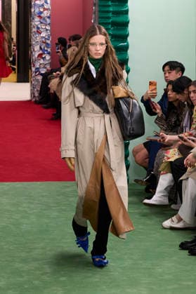 Paris Fashion Week - Women F W 26-27 Acne Studios Fashion Show Catwalk Paris, France Paris Fashion Week - Women F W 26-27 Acne Studios Fashion Show Catwalk Paris, France 4th March 2026 SGPItalia id 134576_001 * Not Exclusive  Copyright: xLorenzoxCremonax