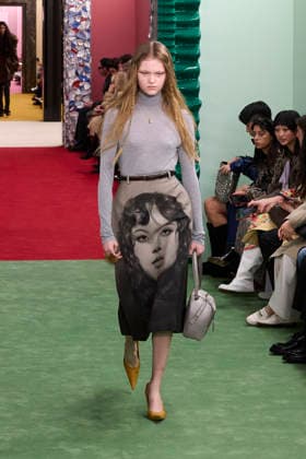 Paris Fashion Week - Women F W 26-27 Acne Studios Fashion Show Catwalk Paris, France Paris Fashion Week - Women F W 26-27 Acne Studios Fashion Show Catwalk Paris, France 4th March 2026 SGPItalia id 134576_001 * Not Exclusive  Copyright: xLorenzoxCremonax