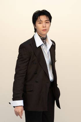 PFW - Acne Studios Photocall Johnny, Seo Yeongho attends the Acne Studios WI26 Show as part of Paris Fashion Week on March 04, 2026 in Paris, France. Photo by Laurent Zabulon ABACAPRESS.COM Paris France  Copyright: xZabulonxLaurent ABACAx