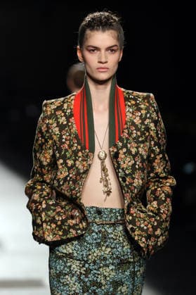 PFW - Dries Van Noten Runway A model walks the runway during the Dries Van Noten Womenswear Fall Winter 2026-2027 show as part of Paris Fashion Week on March 04, 2026 in Paris, France. Photo by Alain Gil Gonzalez ABACAPRESS.COM Paris France  Copyright: xGonzalezxAlain-Gil ABACAx