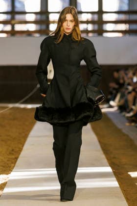 Stella McCartney Womens Ready to Wear Autumn Winter 2026 2027 fashion show during Paris Fashion Week PFW on March 8, 2026 clear 135 Translation results Translation results Stella McCartney Womens Ready to Wear Autumn Winter 2026 2027 Collection fashion show during Paris Fashion Week PFW on March 8, 2026 Paris France  Copyright: xAgencex xBestimagexAgencex xBestimagex