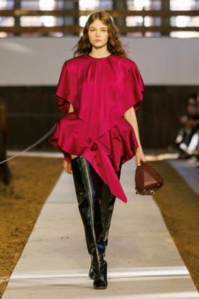 Stella McCartney Womens Ready to Wear Autumn Winter 2026 2027 fashion show during Paris Fashion Week PFW on March 8, 2026 clear 135 Translation results Translation results Stella McCartney Womens Ready to Wear Autumn Winter 2026 2027 Collection fashion show during Paris Fashion Week PFW on March 8, 2026 Paris France  Copyright: xAgencex xBestimagexAgencex xBestimagex