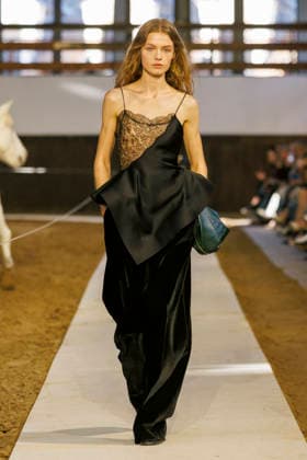 Stella McCartney Womens Ready to Wear Autumn Winter 2026 2027 fashion show during Paris Fashion Week PFW on March 8, 2026 clear 135 Translation results Translation results Stella McCartney Womens Ready to Wear Autumn Winter 2026 2027 Collection fashion show during Paris Fashion Week PFW on March 8, 2026 Paris France  Copyright: xAgencex xBestimagexAgencex xBestimagex