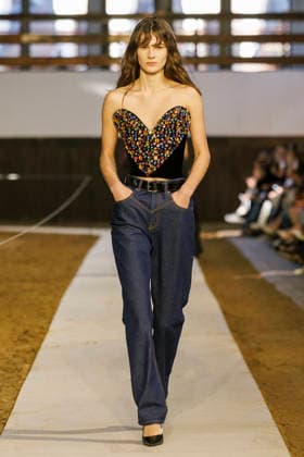 Stella McCartney Womens Ready to Wear Autumn Winter 2026 2027 fashion show during Paris Fashion Week PFW on March 8, 2026 clear 135 Translation results Translation results Stella McCartney Womens Ready to Wear Autumn Winter 2026 2027 Collection fashion show during Paris Fashion Week PFW on March 8, 2026 Paris France  Copyright: xAgencex xBestimagexAgencex xBestimagex