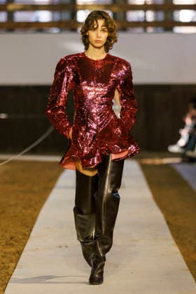 Stella McCartney Womens Ready to Wear Autumn Winter 2026 2027 fashion show during Paris Fashion Week PFW on March 8, 2026 clear 135 Translation results Translation results Stella McCartney Womens Ready to Wear Autumn Winter 2026 2027 Collection fashion show during Paris Fashion Week PFW on March 8, 2026 Paris France  Copyright: xAgencex xBestimagexAgencex xBestimagex