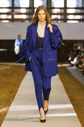 Stella McCartney Womens Ready to Wear Autumn Winter 2026 2027 fashion show during Paris Fashion Week PFW on March 8, 2026 clear 135 Translation results Translation results Stella McCartney Womens Ready to Wear Autumn Winter 2026 2027 Collection fashion show during Paris Fashion Week PFW on March 8, 2026 Paris France  Copyright: xAgencex xBestimagexAgencex xBestimagex