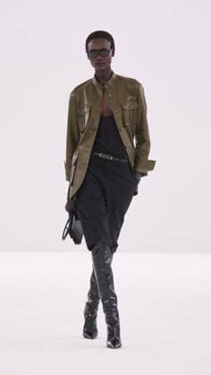 Tom Ford fashion show Womens Ready to Wear Autumn Winter 2026 2027 Collection during Paris Fashion Week PFW on March 4, 2026 Tom Ford fashion show Womens Ready to Wear Autumn Winter 2026 2027 Collection during Paris Fashion Week PFW on March 4, 2026 Paris France  Copyright: xAgencex xBestimagexAgencex xBestimagex