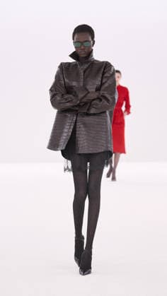 Tom Ford fashion show Womens Ready to Wear Autumn Winter 2026 2027 Collection during Paris Fashion Week PFW on March 4, 2026 Tom Ford fashion show Womens Ready to Wear Autumn Winter 2026 2027 Collection during Paris Fashion Week PFW on March 4, 2026 Paris France  Copyright: xAgencex xBestimagexAgencex xBestimagex