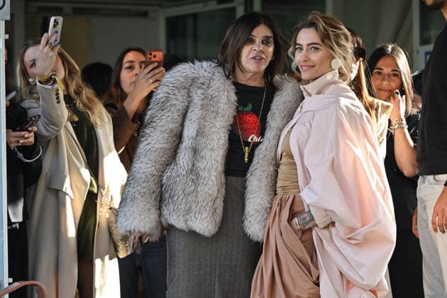 PFW Chloe Outside Arrivals Carine Roitfeld, Paris Jackson arriving at the Chloeshow during Fashion Week in Paris, France on March 5, 2026. Photo by Julien Reynaud APS-Medias ABACAPRESS.COM Paris France  Copyright: xReynaudxJulien APS-Medias ABACAx