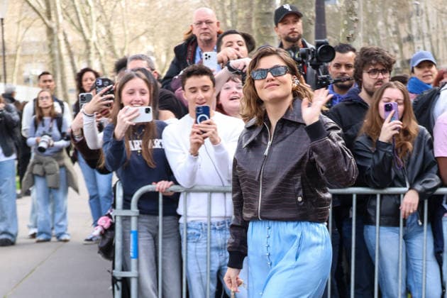 Louane Emera arrives at the Rabanne Womens Ready to Wear Fall Winter 2026 2027 show during Paris Fashion Week PFW at Unesco, in Paris, France, on March 5, 2026 Denis Guignebourg Bestimage Louane Emera arrives at the Rabanne Womens Ready to Wear Fall Winter 2026 2027 show during Paris Fashion Week PFW at UNESCO, in Paris, France, on March 5, 2026 Paris France  Copyright: xDenisxGuignebourgx xBestimagexDenisxGuignebourgx xBestimagex