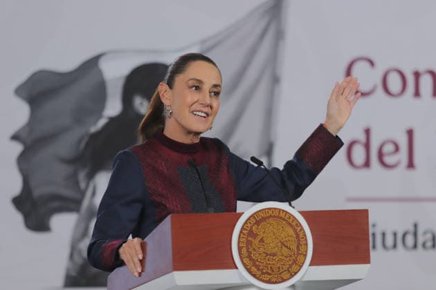 Mexico™s President Claudia Sheinbaum Promote Soccer Juggling Contest Mexico s President Claudia Sheinbaum announced during a briefing the contest Represent Mexico at the Opening of the 2026 FIFA World Cup, through the so-called President s ticket at National Palace. on March 5, 2026 in Mexico City, Mexico. (Photo by Carlos Santiago Eyepix Group) Copyright: xCarlosxSantiagox xEyepixxGroupx CS_05032026_177491