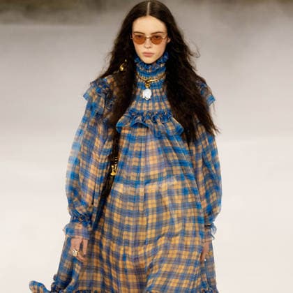Paris fashion week Womenwear FALL WINTER 2026 2027 CHLOE 5th March 2026 sylvie lefort photography MAXPPP 05 03 2026 @sylvie Lefort Photography MAXPPP 05 03 26 Models present creations from the Womenswear FALL WINTER 2026 2027collection by CHLOE during the Paris Fashion Week, in Paris, France 5th March 2026 The presentation of the Womens collections from March 2nd to March 10th 26  Copyright: xMAXPPPxsylviexlefortxphotographyx LFR202603055138 LFR202603055138