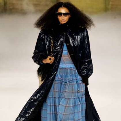 Paris fashion week Womenwear FALL WINTER 2026 2027 CHLOE 5th March 2026 sylvie lefort photography MAXPPP 05 03 2026 @sylvie Lefort Photography MAXPPP 05 03 26 Models present creations from the Womenswear FALL WINTER 2026 2027collection by CHLOE during the Paris Fashion Week, in Paris, France 5th March 2026 The presentation of the Womens collections from March 2nd to March 10th 26  Copyright: xMAXPPPxsylviexlefortxphotographyx LFR202603055147 LFR202603055147
