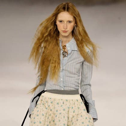 Paris fashion week Womenwear FALL WINTER 2026 2027 CHLOE 5th March 2026 sylvie lefort photography MAXPPP 05 03 2026 @sylvie Lefort Photography MAXPPP 05 03 26 Models present creations from the Womenswear FALL WINTER 2026 2027collection by CHLOE during the Paris Fashion Week, in Paris, France 5th March 2026 The presentation of the Womens collections from March 2nd to March 10th 26  Copyright: xMAXPPPxsylviexlefortxphotographyx LFR202603055175 LFR202603055175